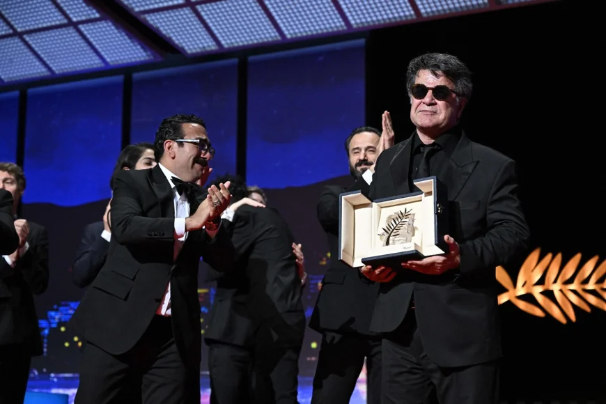 Iranul cere explicații Franței, după declarațiile „jignitoare” legate de victoria regizorului Jafar Panahi la Cannes