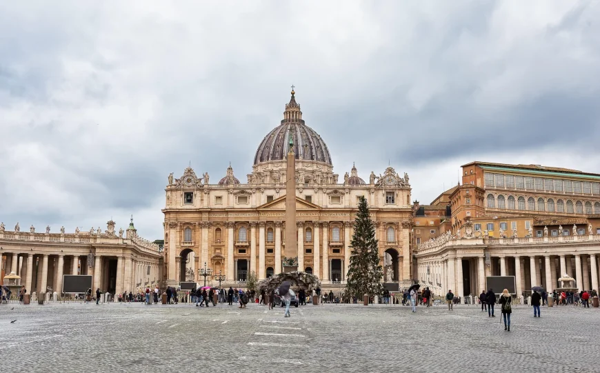 Motivele pentru care Rusia nu vrea ca negocierile de pace cu Ucraina să aibă loc la Vatican