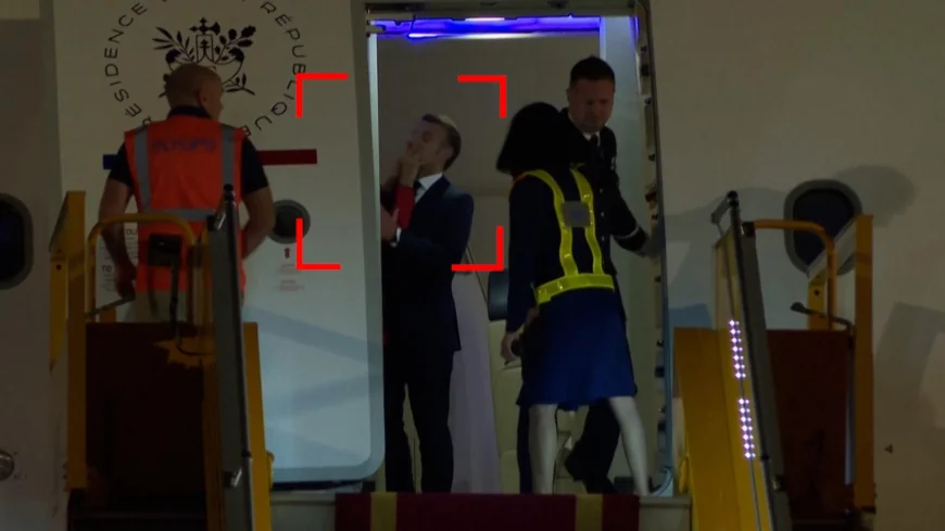 Cum a explicat Macron gestul controversat cu Brigitte:  O glumă cu soția mea a devenit o catastrofă geo-planetară
