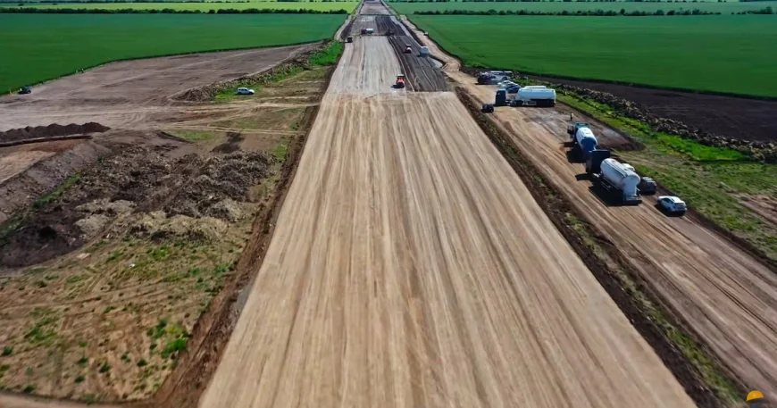 Stadiul lotului  Nord A1 - DN1 din A0, autostrada de centură a Capitalei. Asociație: Începe să arate a şantier. Nu este însă suficient
