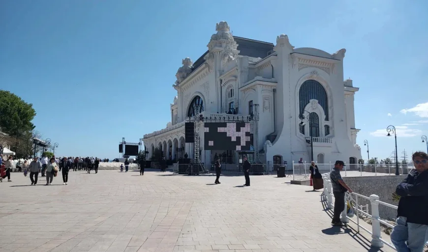 Cât costă să vizitezi Cazinoul din Constanța. Reabilitat cu 40 de milioane de euro, începe să producă bani