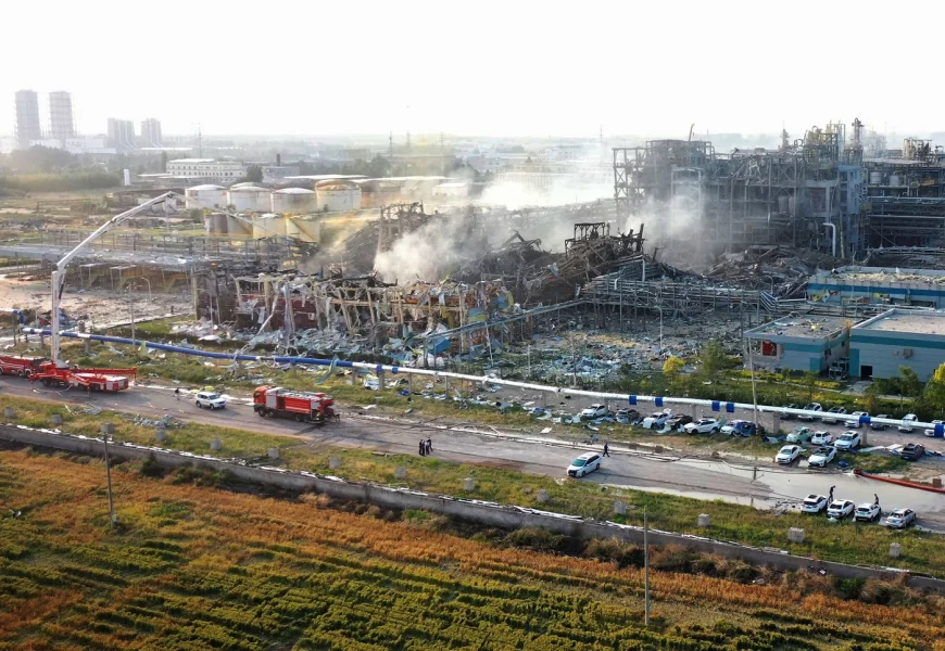 VIDEO Explozie masivă la o uzină chimică din China. Au murit cel puțin cinci persoane