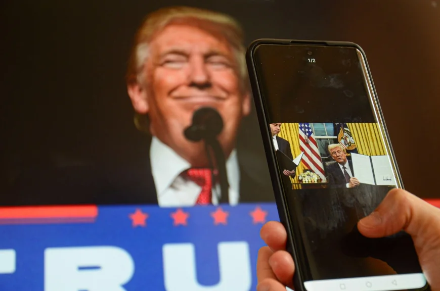 Administrația Trump ordonă ambasadelor să suspende programările pentru vizele de studii și vrea să ia la puricat postările din social media ale studenților străini