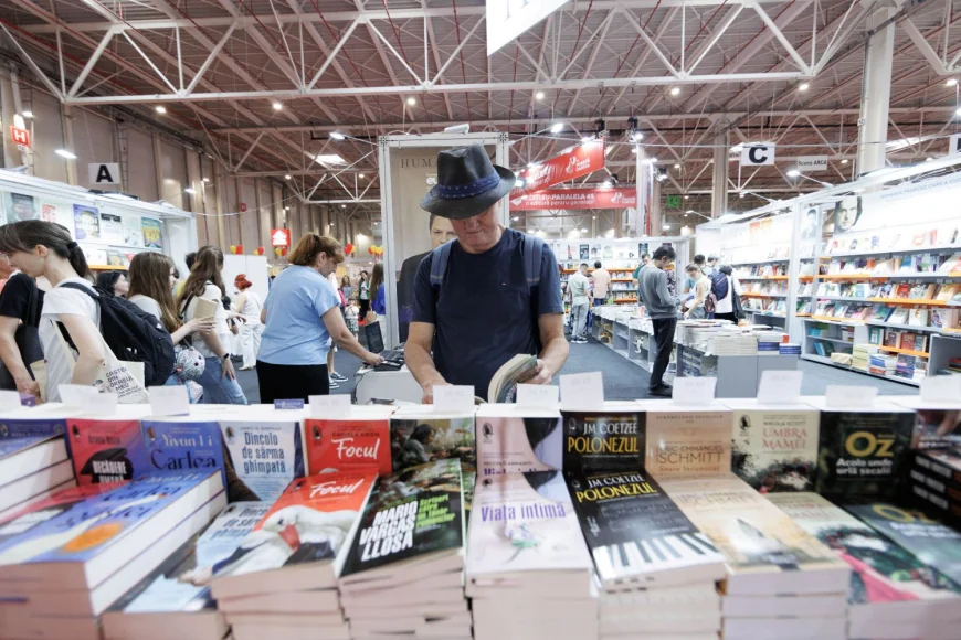 Șase nume importante din literatura română recomandă o listă de cumpărături pentru Bookfest 2025. Târgul de carte începe astăzi