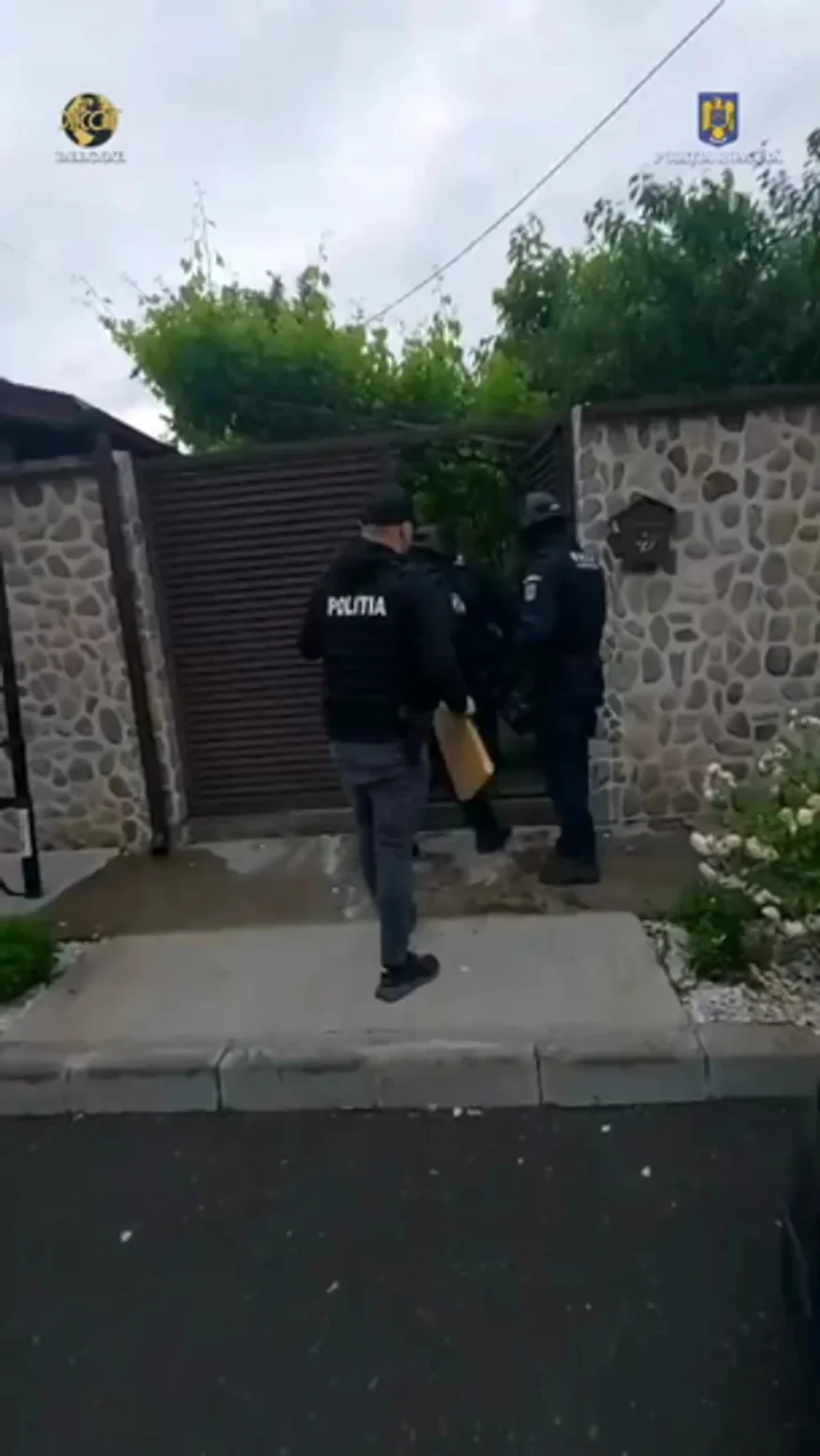 Femeie exploatată 7 ani de o familie din București. Captivă într-o anexă, era obligată la prostituție și muncă forțată