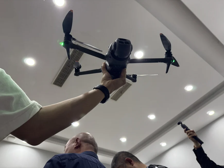 China a întrerupt furnizarea dronelor militare către Occident, în timp ce continuă să le furnizeze Rusiei, acuză Volodimir Zelenski