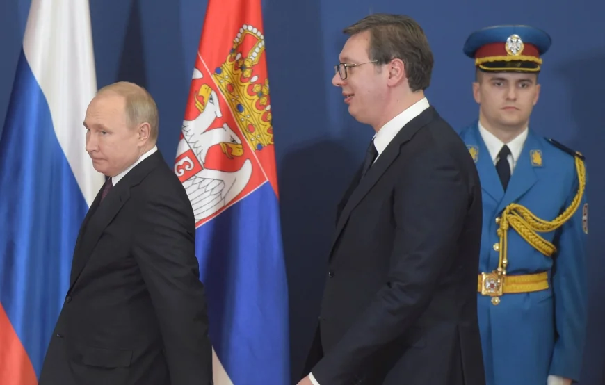 Tensiuni fără precedent între Serbia și Rusia. Spionajul rusesc acuză Belgradul că livrează arme Ucrainei