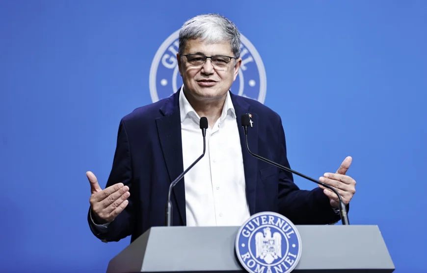 Comisia Europeană a suspendat 869 milioane de euro din cererea 3 din PNRR. Boloș anunță câte jaloane sunt neîndeplinite