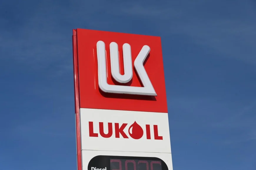 OMV și-a vândut către Lukoil participația la un proiect de gaze în EAU pentru 594 milioane de $