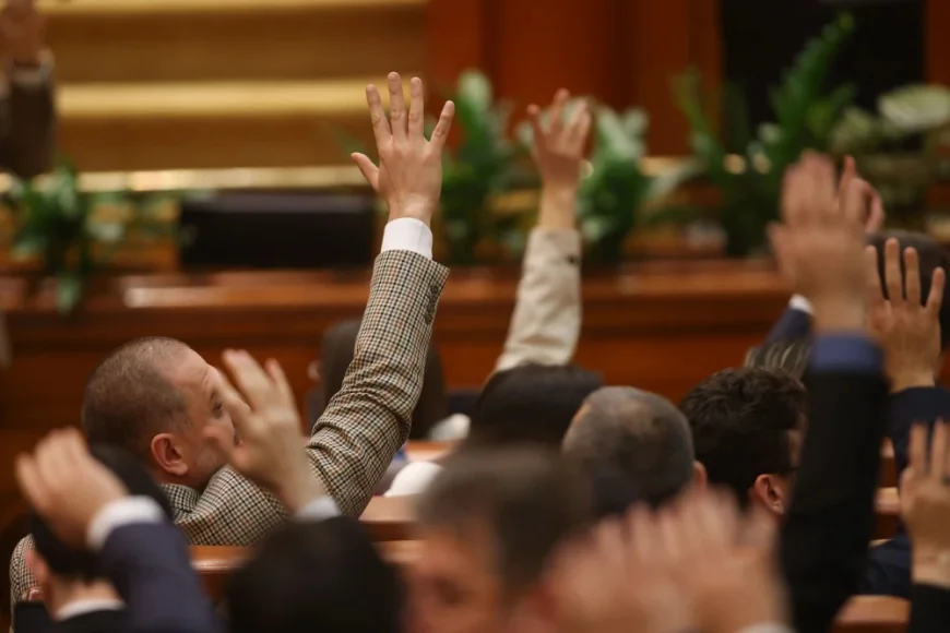 Mai poate fi schimbată decizia care secretizează averile? Săftoiu: „Decizia va rămâne fix așa”