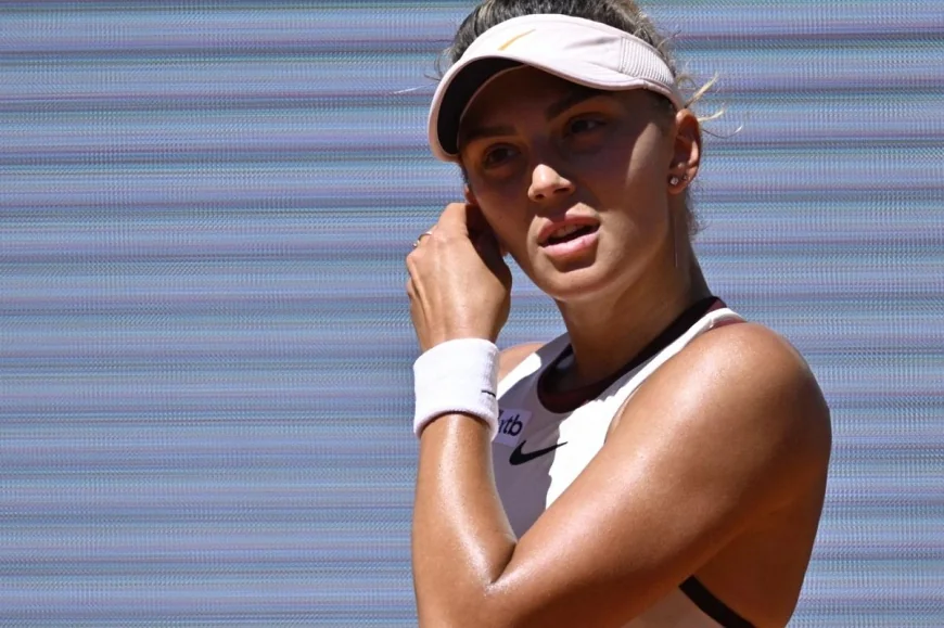 Jaqueline Cristian, eliminată de la Roland Garros în ciuda evoluţiei bune din meciul cu Iga Swiatek