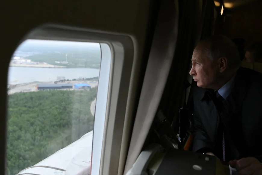 Elicopterul lui Vladimir Putin atacat de drone, o înscenare pusă la cale în laboratoarele Kremlinului. Care este explicația