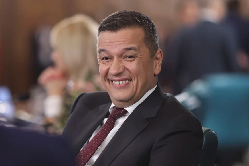 Sorin Grindeanu, pus să aleagă între Iohannis şi Băsescu: Ion Iliescu / Pe cine preferă între Ciucă şi Bolojan