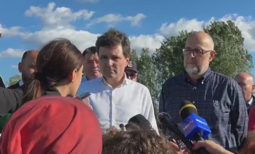 VIDEO Ce a răspuns Nicușor Dan, întrebat de o jurnalistă de ce a venit „atât de târziu” în zonele afectate de inundații din Covasna, unde l-a votat peste 80% din populație