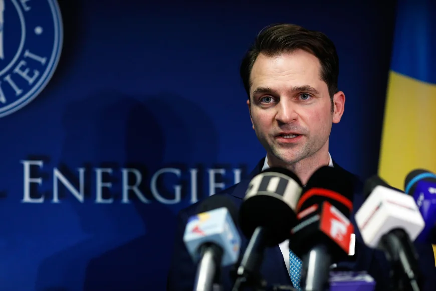 FOTO Ministrul Energiei anunță o plângere penală, după ce a fost amenințat de șeful Consiliului de Administrație din CNCIR. „Băi bulangiule, te-ai apținut de la vot”