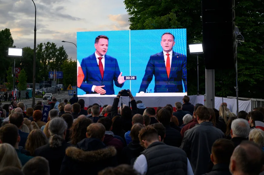 Polonia își alege astăzi următorul președinte, într-o finală strânsă între primarul proeuropean al Varșoviei și un conservator naționalist