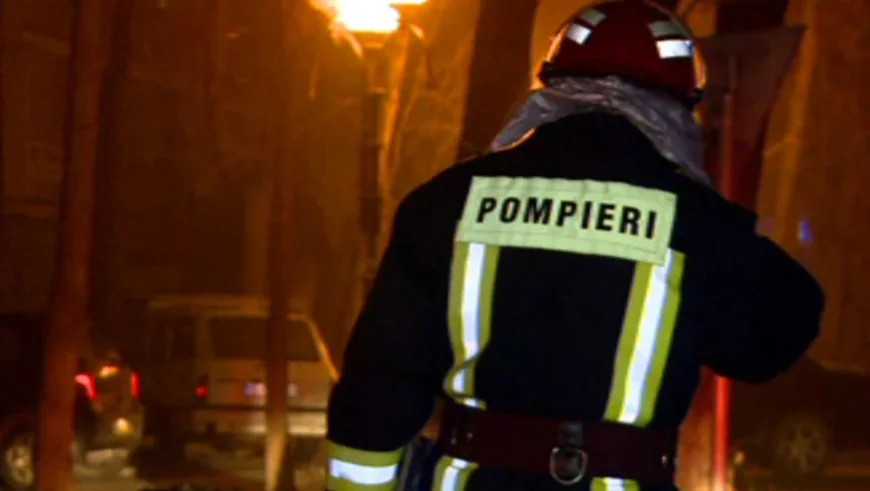 Trupul carbonizat al unui copil de 9 ani, găsit într-o casă cuprinsă de incendiu în Caraș-Severin