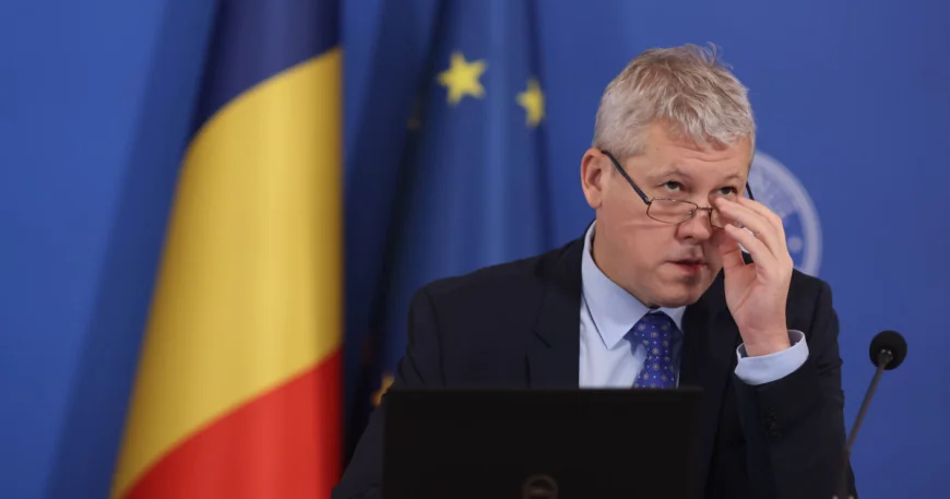 Cătălin Predoiu, după vizita zonelor inundate: Sistemul de urgență a funcționat. Ce spune despre despăgubiri