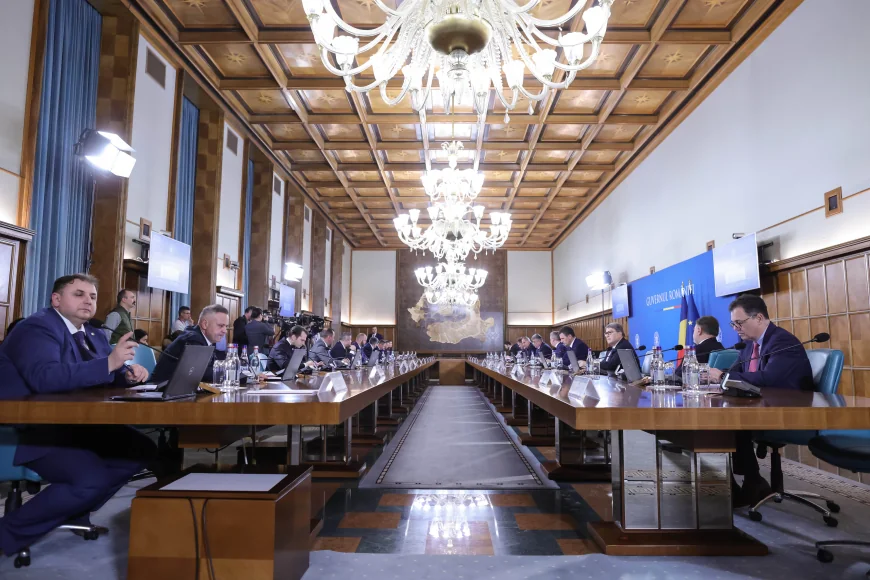 Ședință extraordinară de Guvern pentru acordarea de ajutoare destinate zonelor distruse de inundații