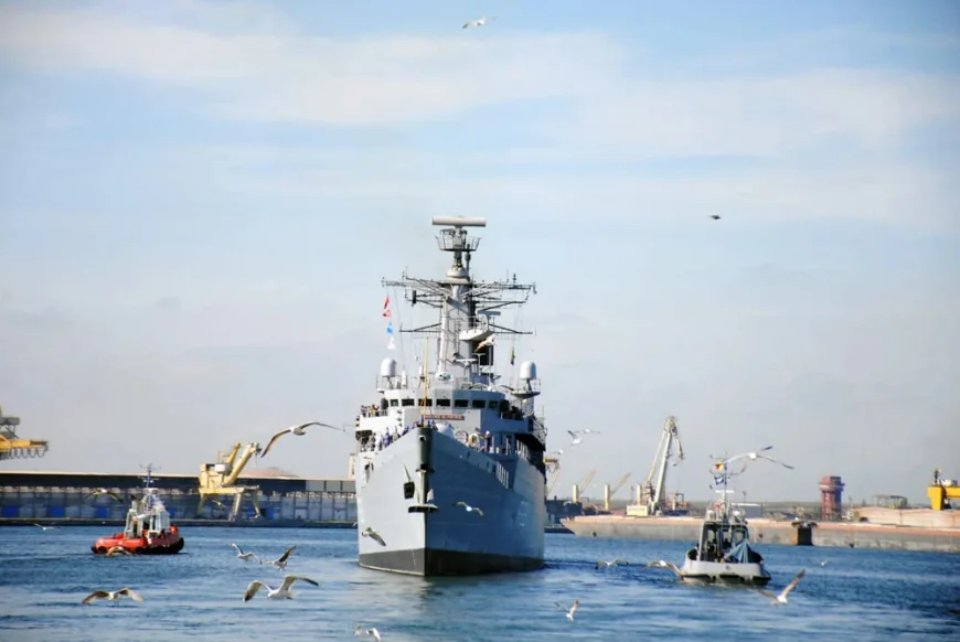 Un marinar român a dispărut de la bordul fregatei „Regele Ferdinand”, când nava se afla în larg