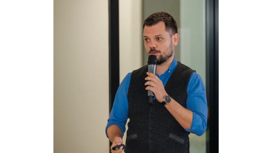 AI schimbă viitorul muncii! Noi oportunități pentru industria tech din România