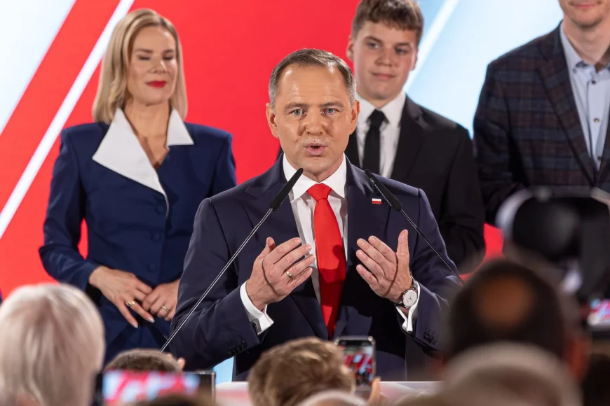 „Trăim vremuri anti-elitare”. O analiză despre victoria candidatului conservator din Polonia, scrisă de o jurnalistă din Varșovia, în newsletter-ul de mâine, „Rațiunea, înapoi!”