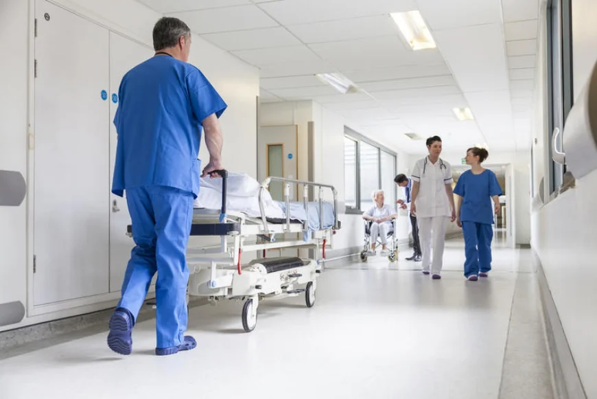 Agenţia Medicamentului susține că există stocuri suficiente de ser fiziologic, după ce câteva spitale s-au plâns de lipsa lui