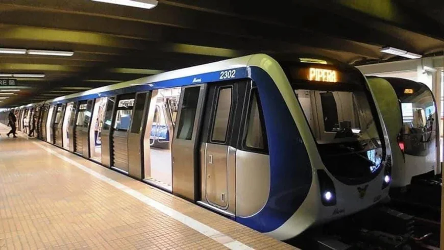 Blocaj la metrou în stația Eroii Revoluției. O persoană a căzut între linii