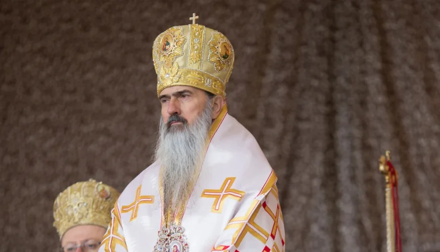 ÎPS Teodosie ajunge în fața instanței, în dosarul „Mana cerească”. Este acuzat de cumpărare de influență