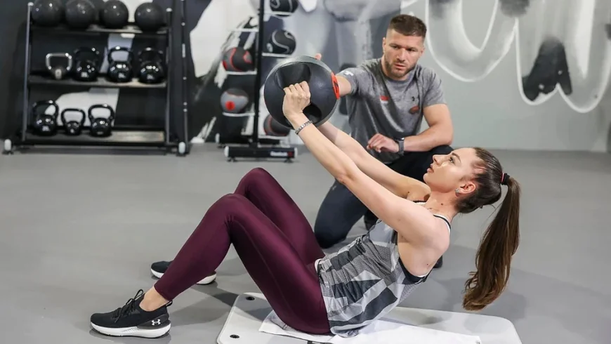Cum te poate ajuta un antrenor personal să îți crești performanța sportivă