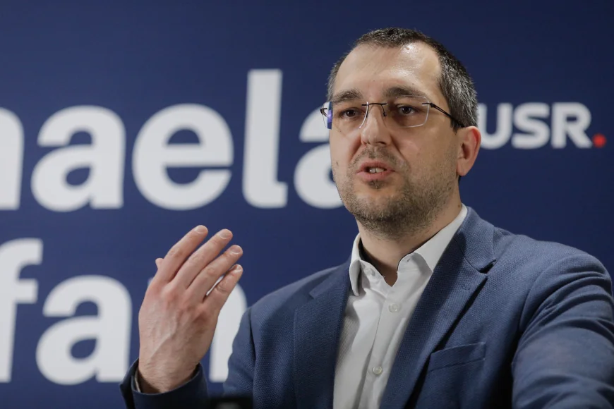 Vlad Voiculescu: Bugetul României e de terapie intensivă, iar ministrul Mediului tocmai a spart 120 milioane de lei pentru mașini electrice pentru primării