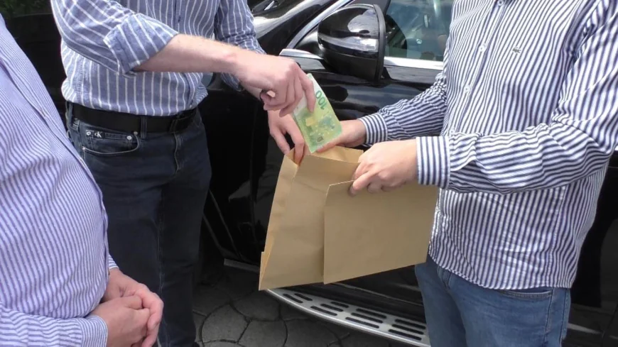 Andrei Petru Dimitriu, inspectorul ANAF prins cu mită, rămâne în arest. Curtea de Apel București i-a respins contestația