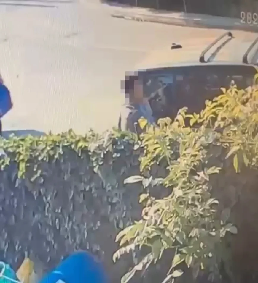 Un bărbat a dat foc unei mașini din răzbunare, după 10 ani. Suspectul a fost reținut