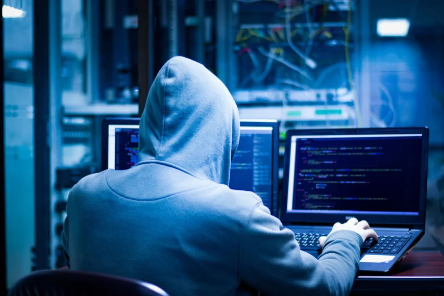 Cinci din șase atacuri cibernetice majore exploatează aplicații legitime deja instalate, arată o cercetare Bitdefender