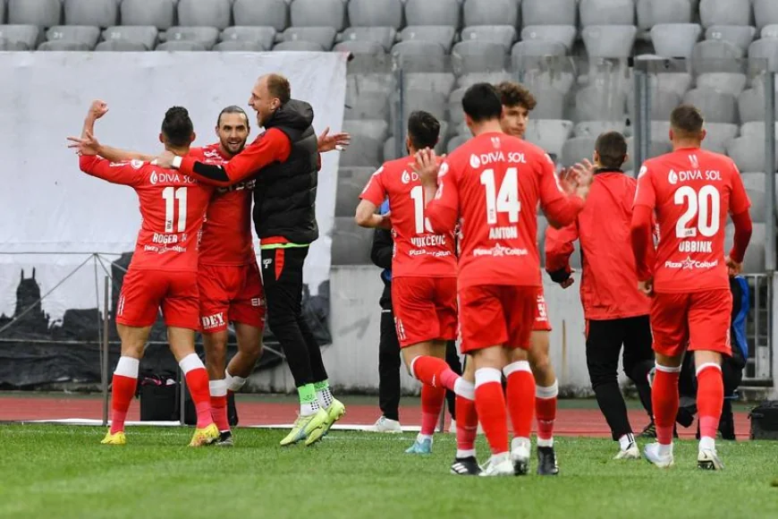 SuperLiga: UTA l-a transferat pe fundașul-golgheter. Anunțul oficial al clubului