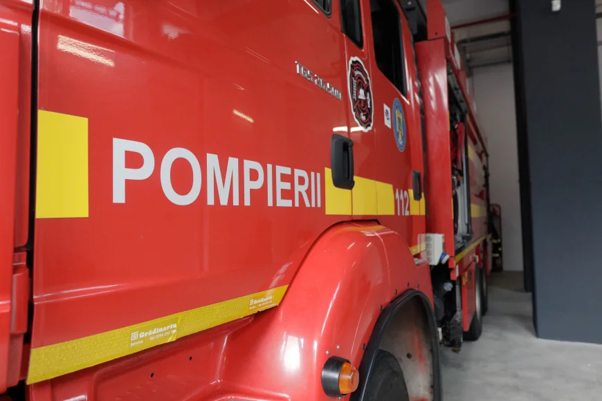 Locomotiva unui tren a luat foc în Sălaj. Cei 30 de pasageri sunt în siguranță