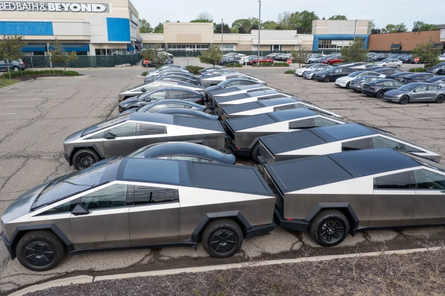 Cearta dintre Trump si Musk a costat compania Tesla 150 de miliarde de dolari într-o singură zi