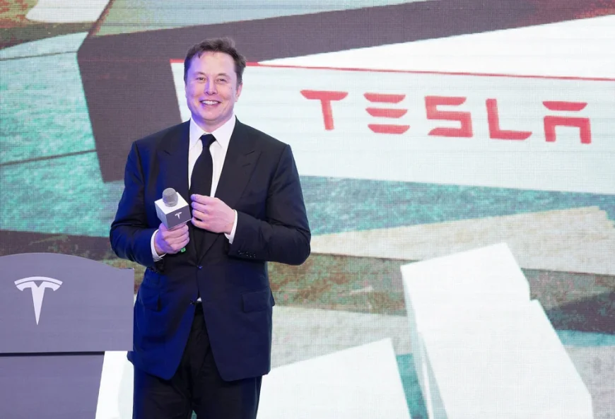 Acțiunile Tesla, scădere majoră pe fondul scandalului dintre Trump și Musk