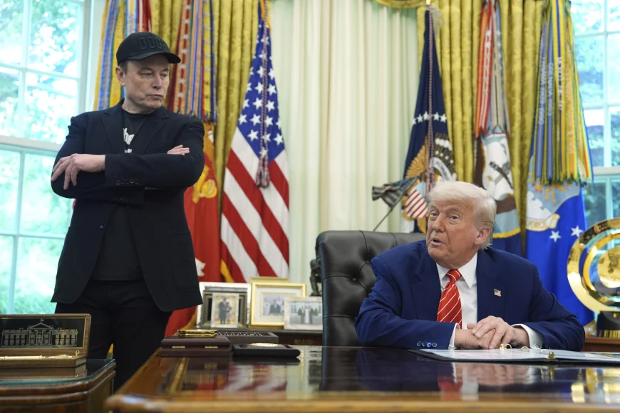 Musk contra Trump: Miliardarul susține că numele președintelui SUA apare într-un celebru dosar sexual / Trump amenință companiile lui Musk / De unde a început conflictul dinte cei doi