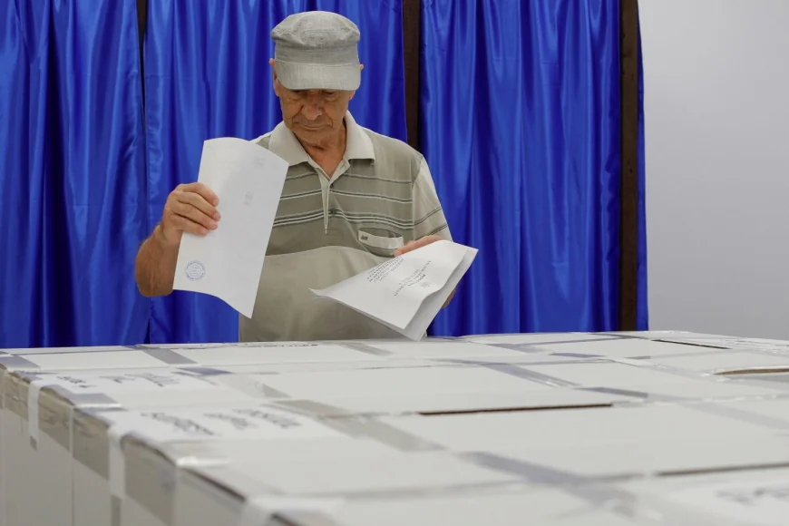Sondaj INSCOP: Peste 45% dintre români cred că alegerile prezidențiale au fost organizate incorect / Cifra depășește jumătatea la o categorie de vârstă și nu e vorba de seniori