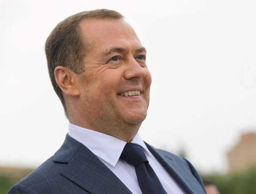 Medvedev intervine în disputa dintre Trump și Musk și se oferă „să ajute” la soluţionarea conflictului în schimbul unei „plăţi rezonabile”