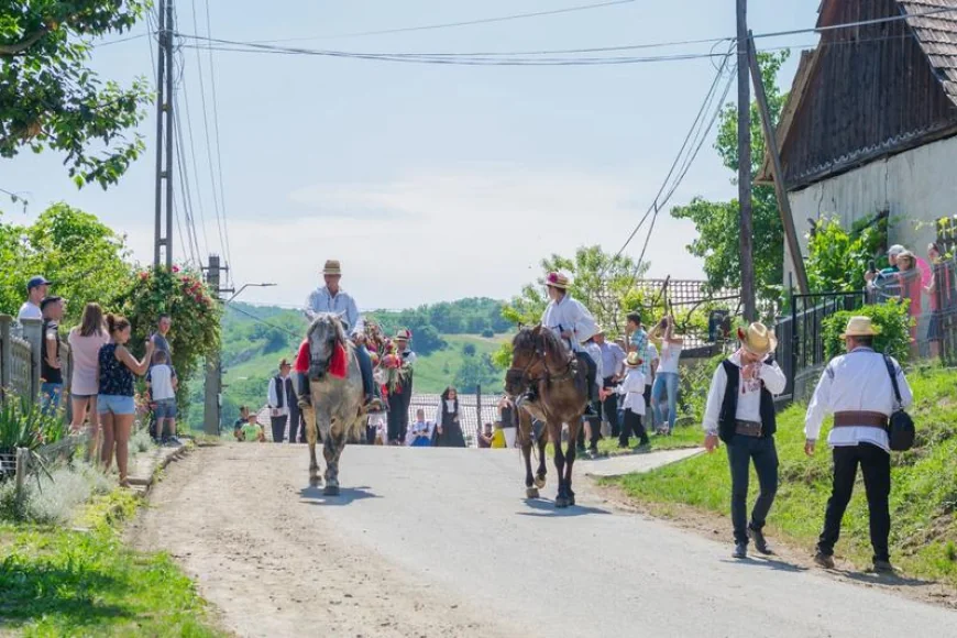 Mesaje și felicitări de Rusalii. Urări pentru sărbătoarea Pogorârii Sfântului Duh
