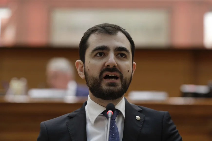 „Nu ne vom mai reveni niciodată în acest domeniu”, îl contrează o cercetătoare pe deputatul USR Claudiu Năsui în privința bugetului cercetării românești