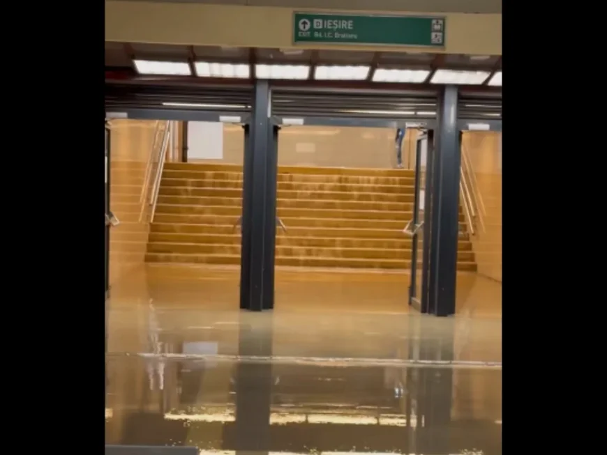 O stație de metrou a fost inundată în urma ploii torențiale din Capitală. Circulația mai multor linii de tramvai și troleibuz a fost perturbată