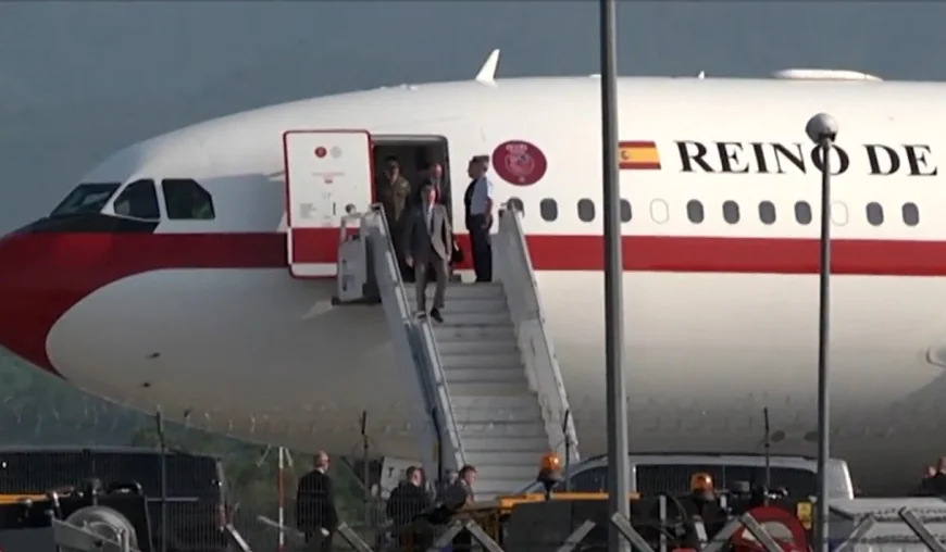 Regele Felipe al VI-lea a sosit în România. Va merge la Cincu alături de Nicușor Dan