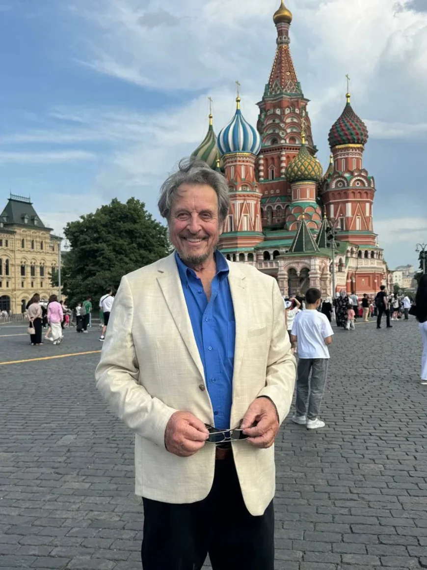 Kremlinul, despre vizita tatălui lui Elon Musk la Moscova: „Cea mai bună modalitate de a cunoaște Rusia”