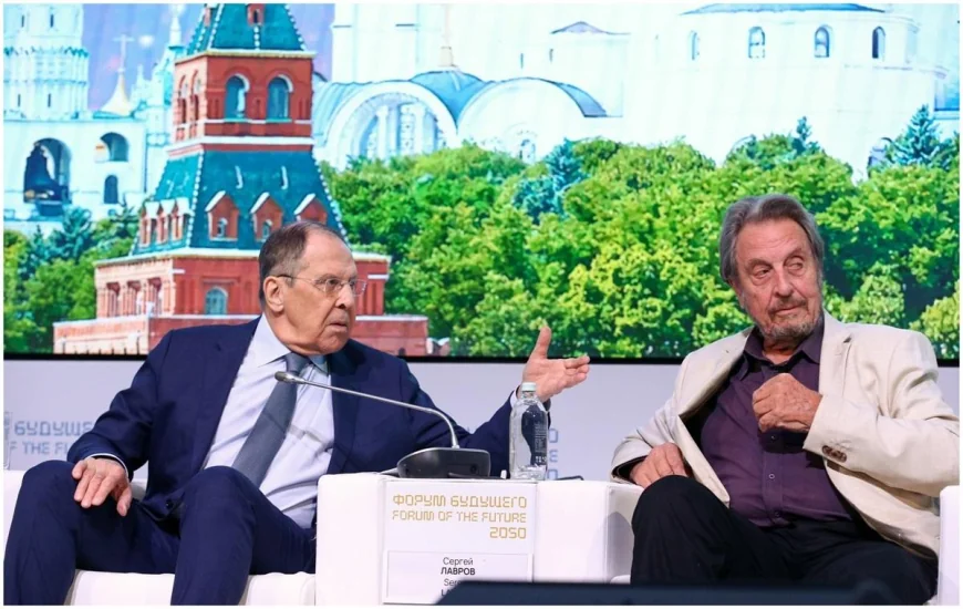 Kremlinul, încântat de vizita făcută de tatăl lui Elon Musk: "Cea mai bună modalitate de a cunoaşte Rusia"