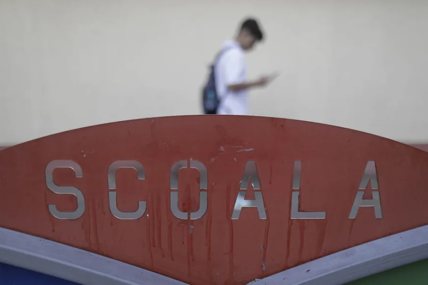 Platforme românești pentru bacalaureat și admiterea la Medicină, cu mentori care „se țin de capul” elevului. Trei tineri fac 500.000 EUR pe an cu această afacere