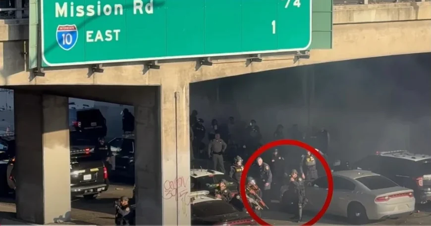 „Tocmai am fost împușcat în cap!” Un jurnalist de la New York Post a surprins momentul în care a fost lovit de un glonţ de cauciuc, la protestele din Los Angeles