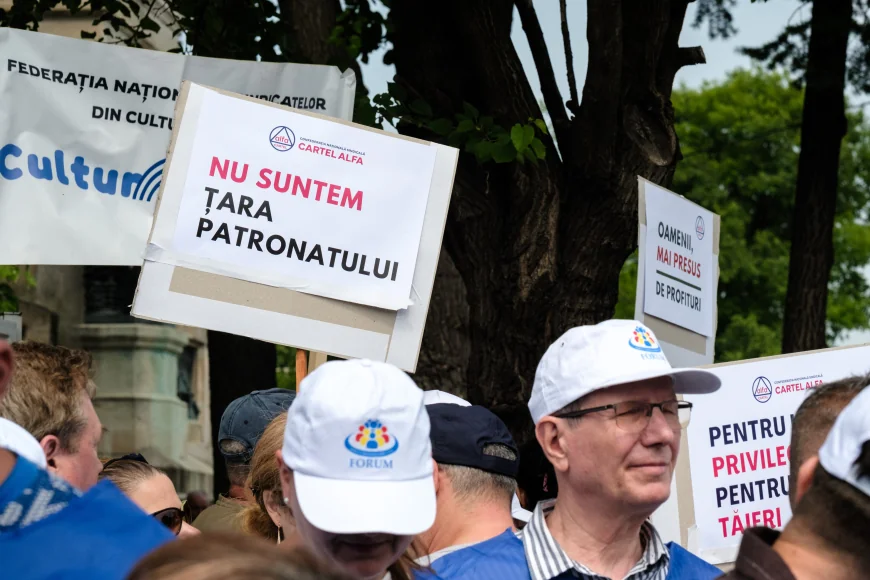 Nicuşor Dan i-a invitat luni, la discuţii, pe reprezentanţii sindicatelor